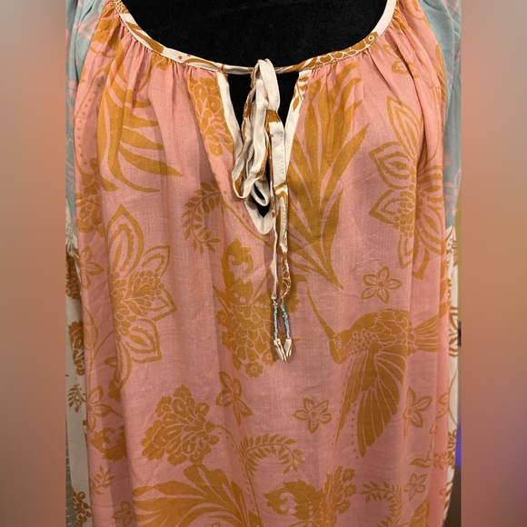 Johnny Was Waimea Mixed Peasant Top. - Picture 3 of 7